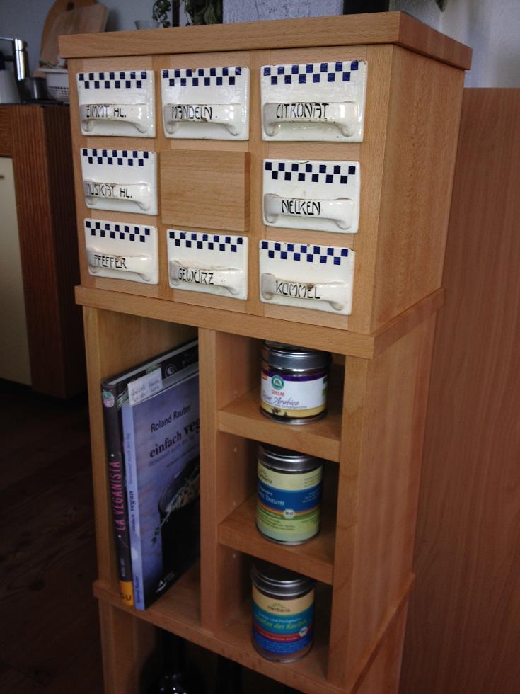 Gewürz-Schrank